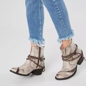 In 🔜 Miss Macie ‘Desert Dancer’ Leather Booties Sz 6 W/ Handcrafted Boot Charm